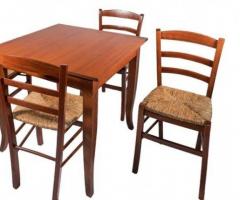 Sedie e tavoli  per ristoranti pub